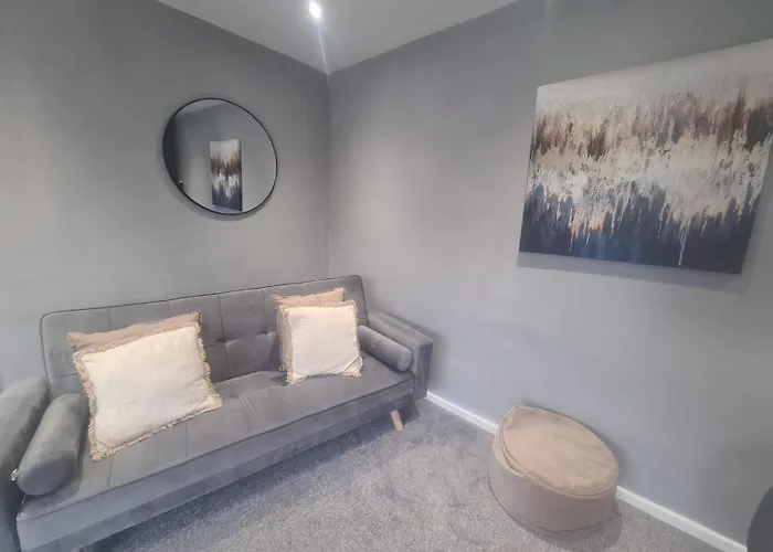 Stylish 4 Bed